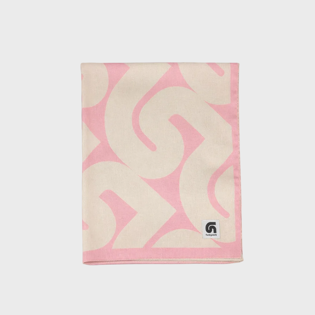 Fular Unida Pink rosa y beige doblado de la colección Iconea de FunkyNeck