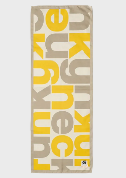 Fular Caracter completo en tonos amarillo gris y beige de FunkyNeck